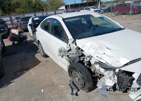 2020 Hyundai Accent Se z USA, uszkodzony, nr VIN 3KPC24A6XLE113967